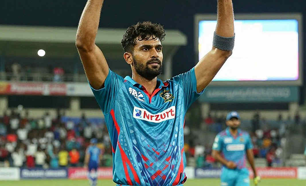 প্রথম বলের ছক্কা: রেকর্ডের ঝলকে ঢাকা পড়া দুই বলের সত্য