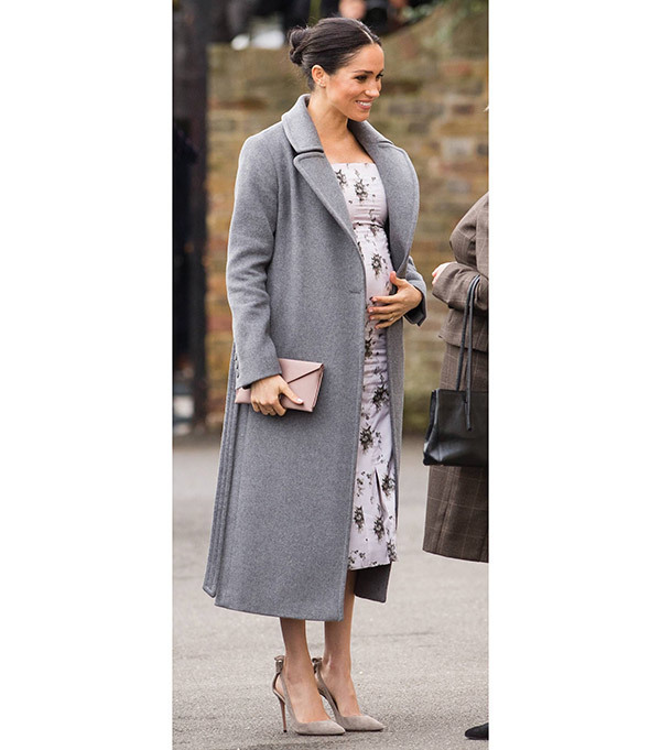 Meghan Markle Pregnancy Outfits