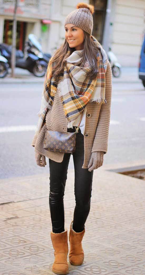 30+ Cute Winter Outfits With Uggs to Look Aesthetic ...