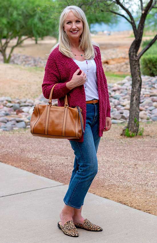 Stylish Spring Outfits for Women Over 50