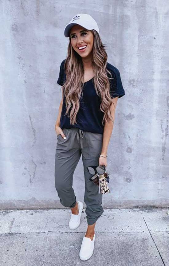 Jogger Travel Outfit Ideas